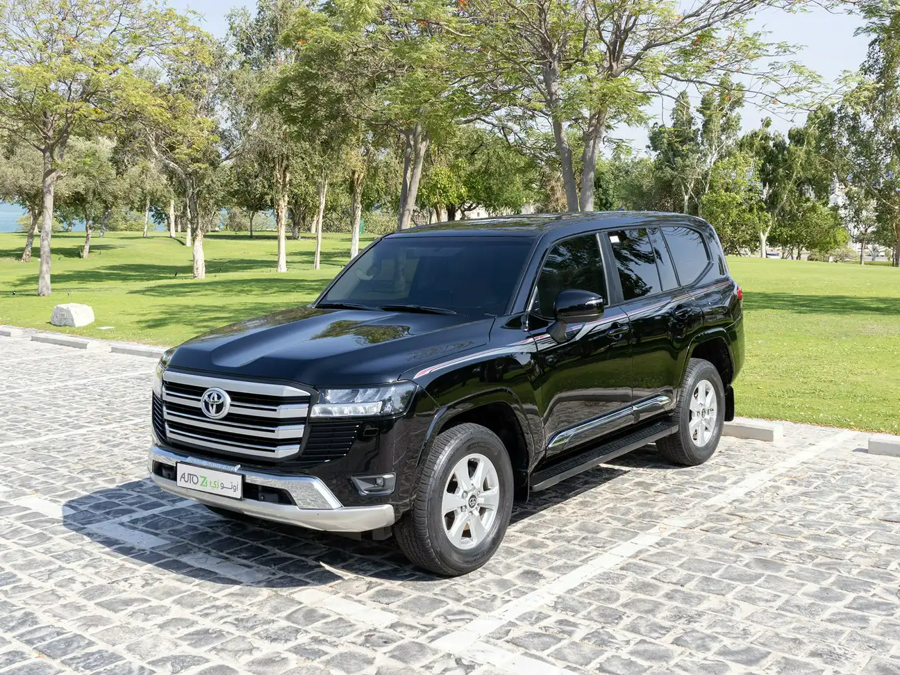 Toyota Land Cruiser GXR 2024