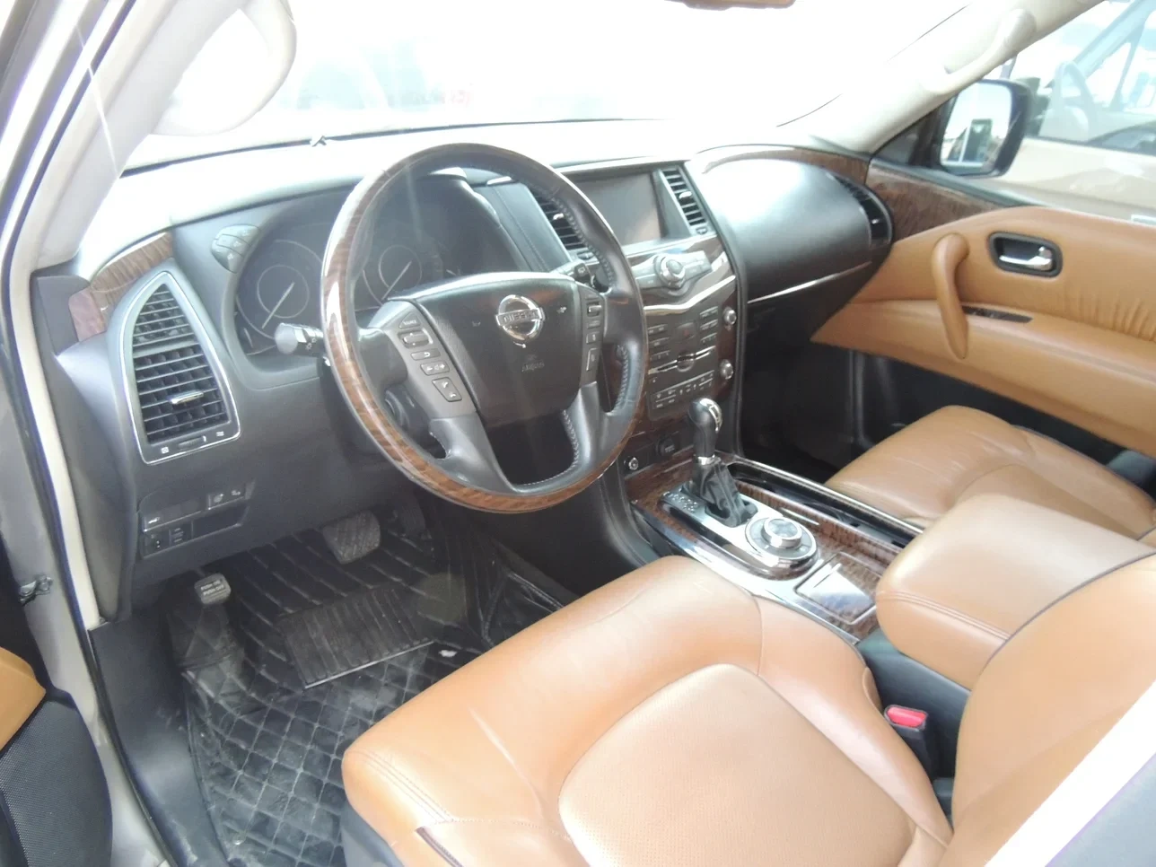 Nissan Patrol 2015 — photo 5 for sale in Qatar