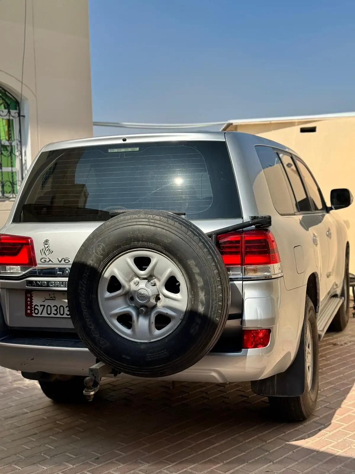 Toyota Land Cruiser GXR لاندكروزر G 2011