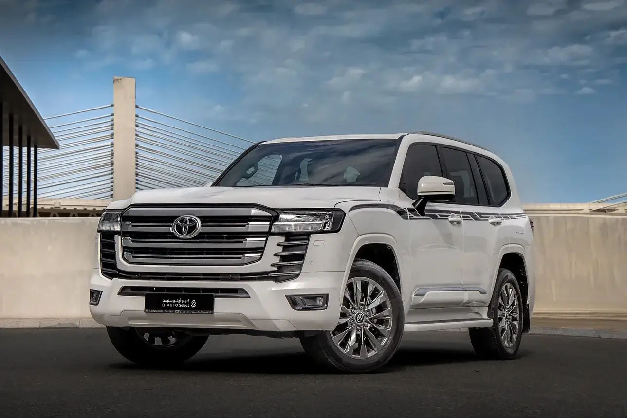 Toyota Land Cruiser GXR 2023