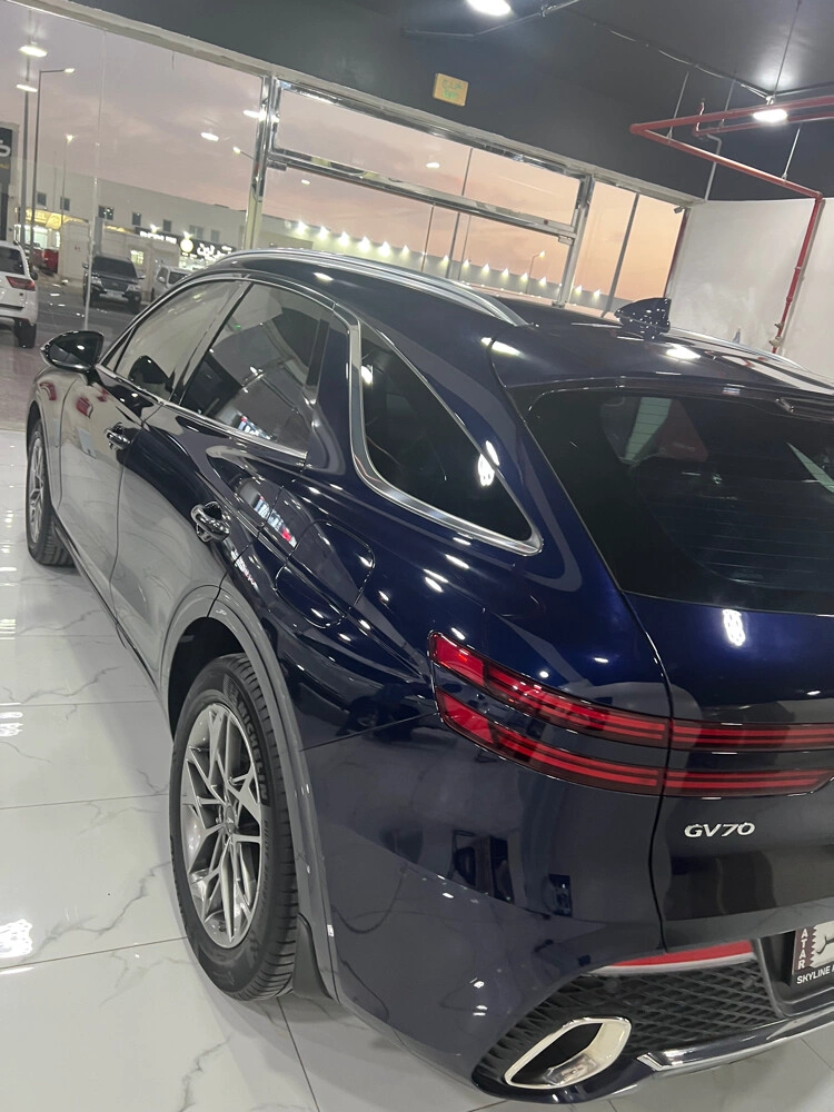 Genesis GV70 2024