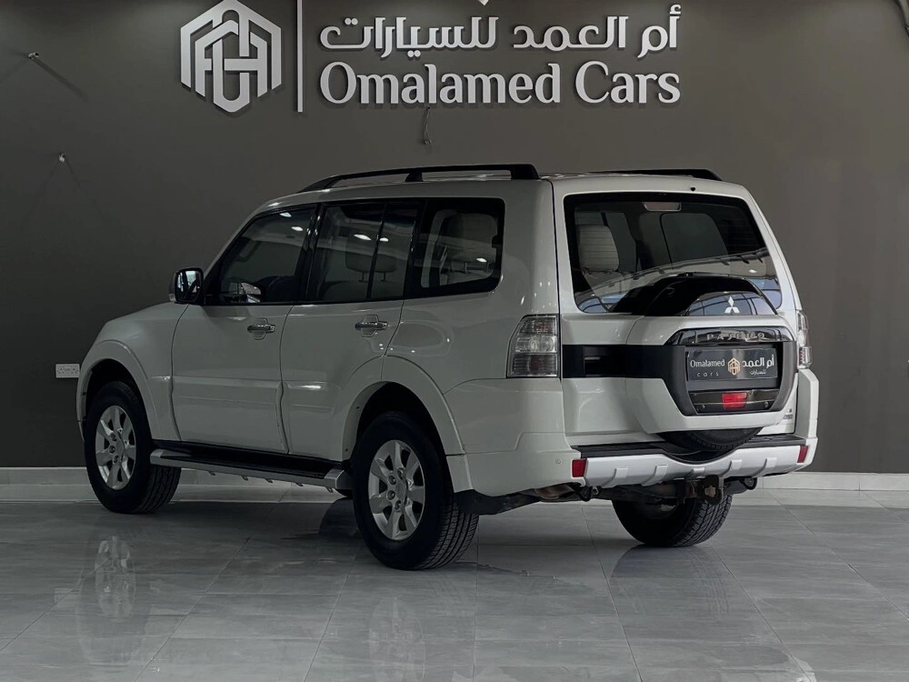 Mitsubishi Pajero GLS 2017