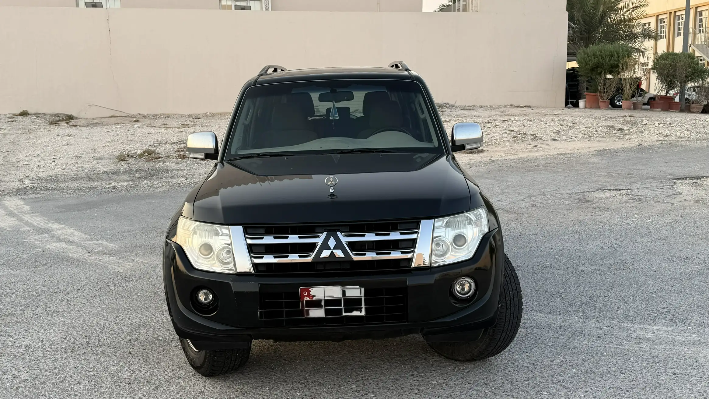 Mitsubishi Pajero Full option 2014