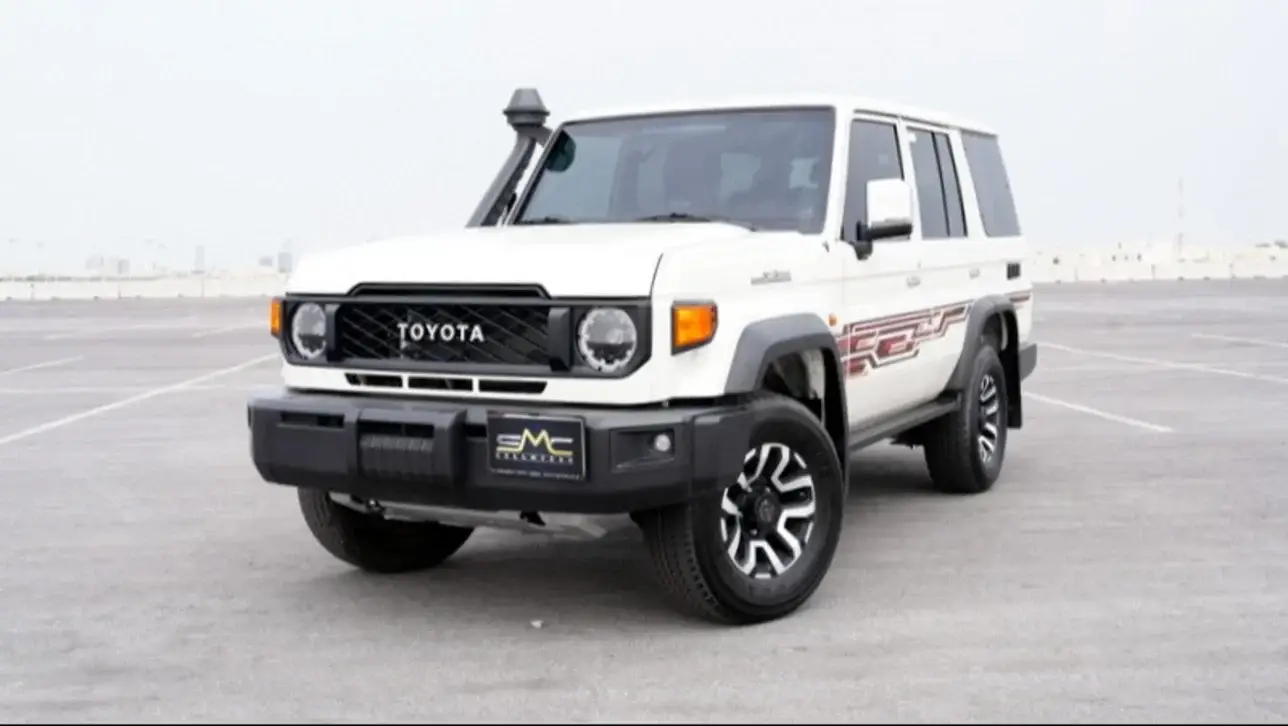 Toyota LX 2024