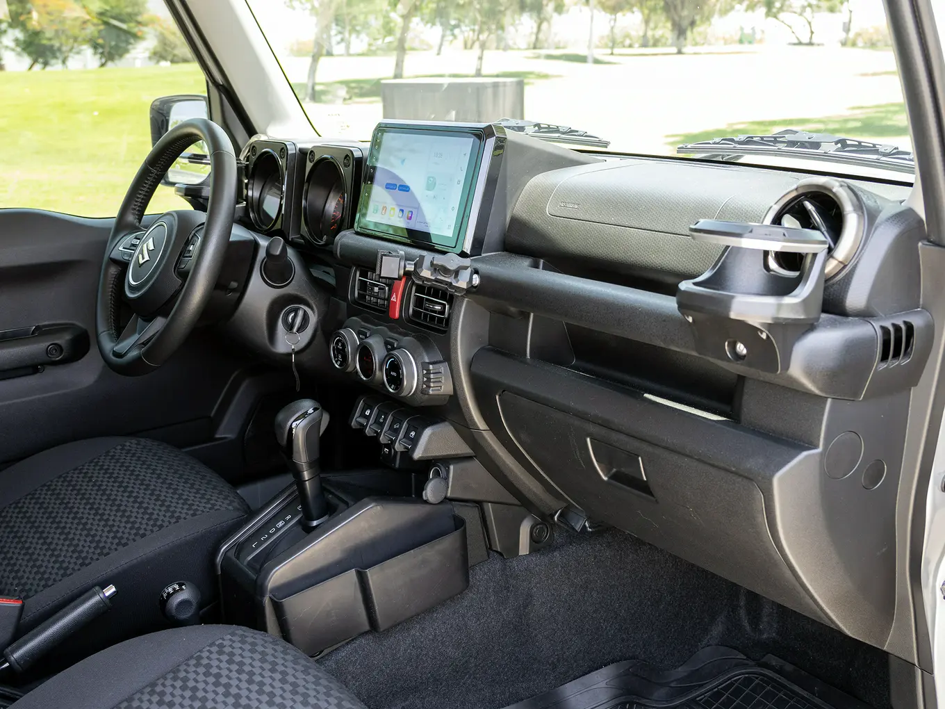 Suzuki Jimny 2025 — photo 8 for sale in Qatar