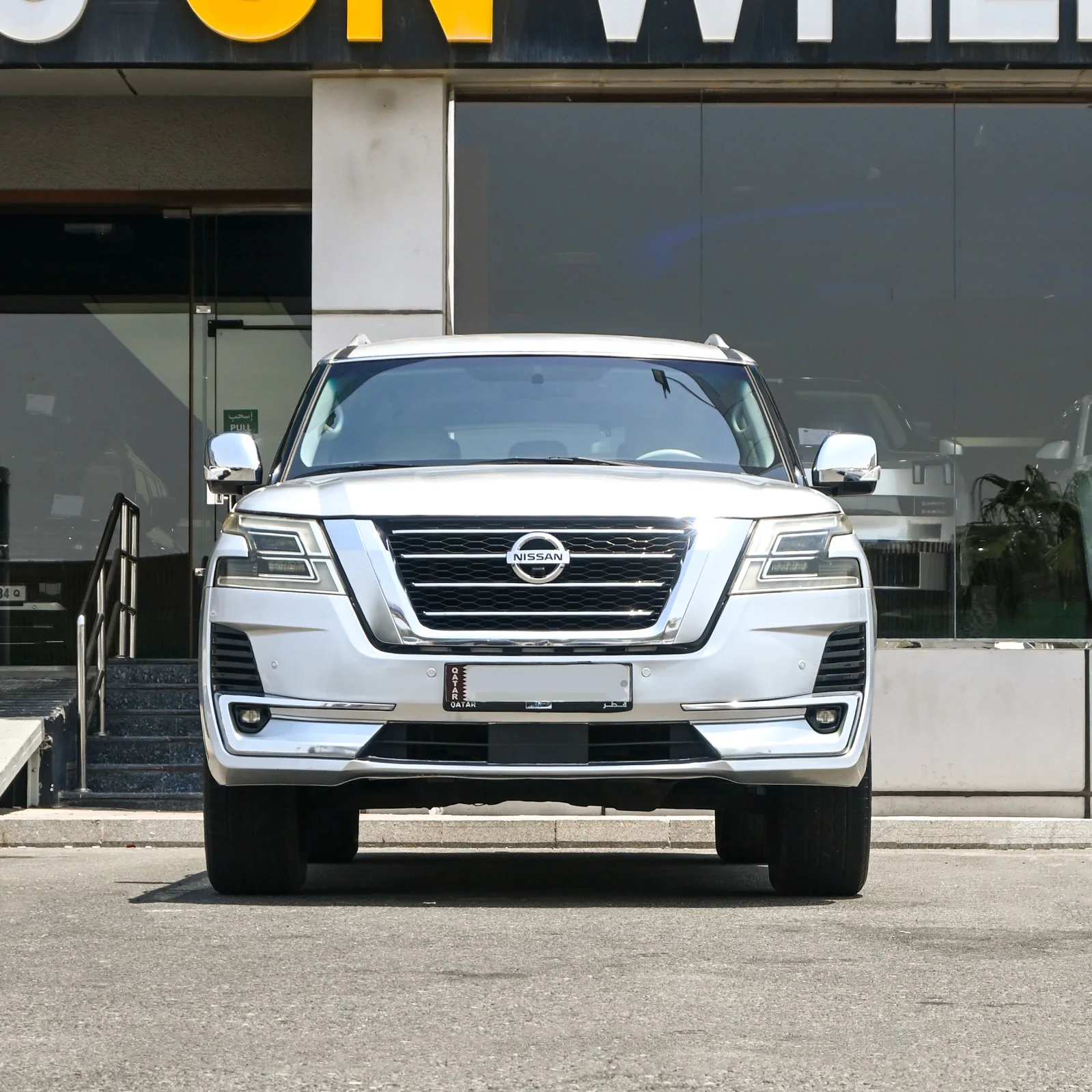Nissan Patrol 2011 — photo 2 for sale in Qatar