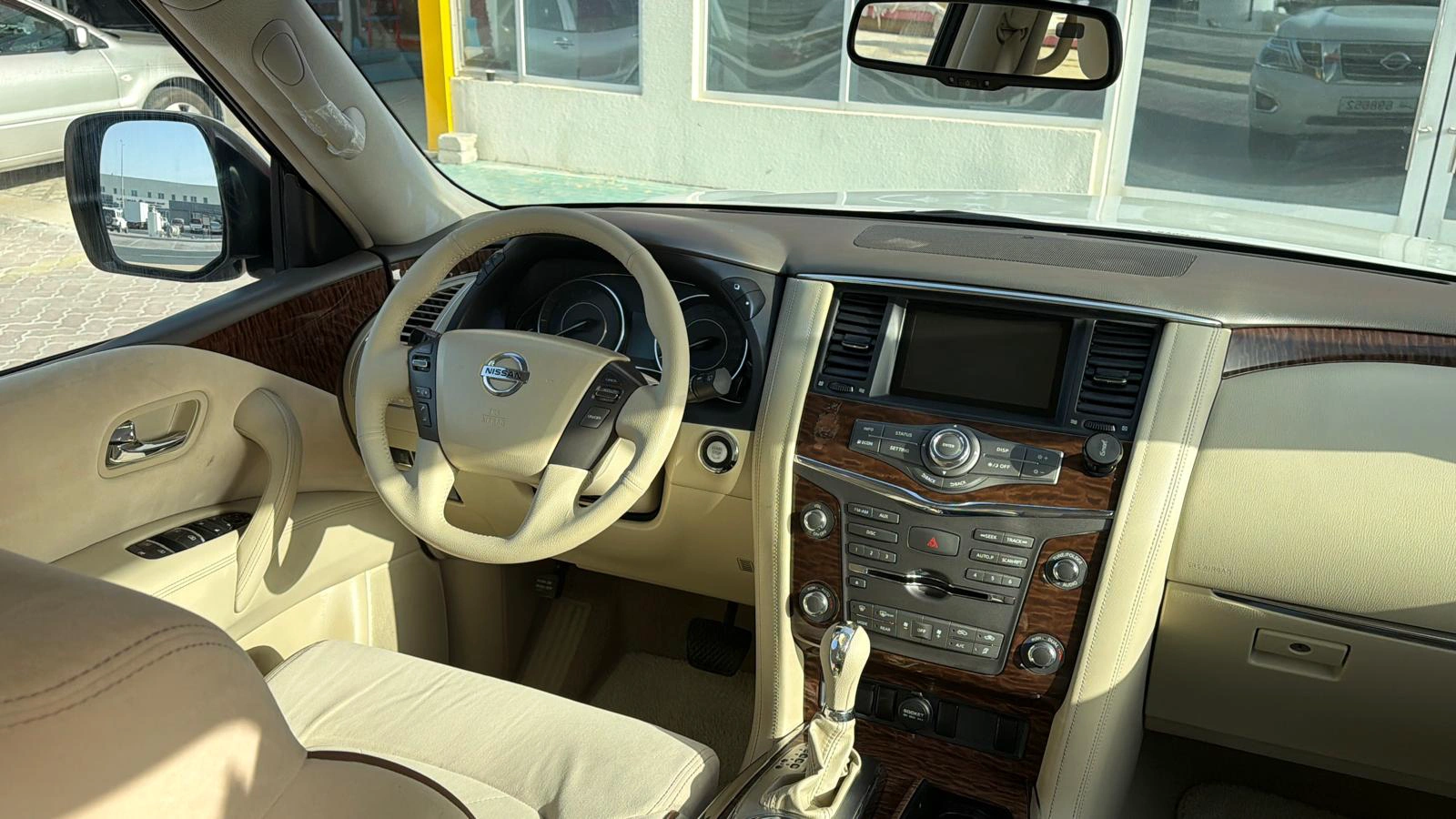 Nissan Patrol 2015 — photo 9 for sale in Qatar