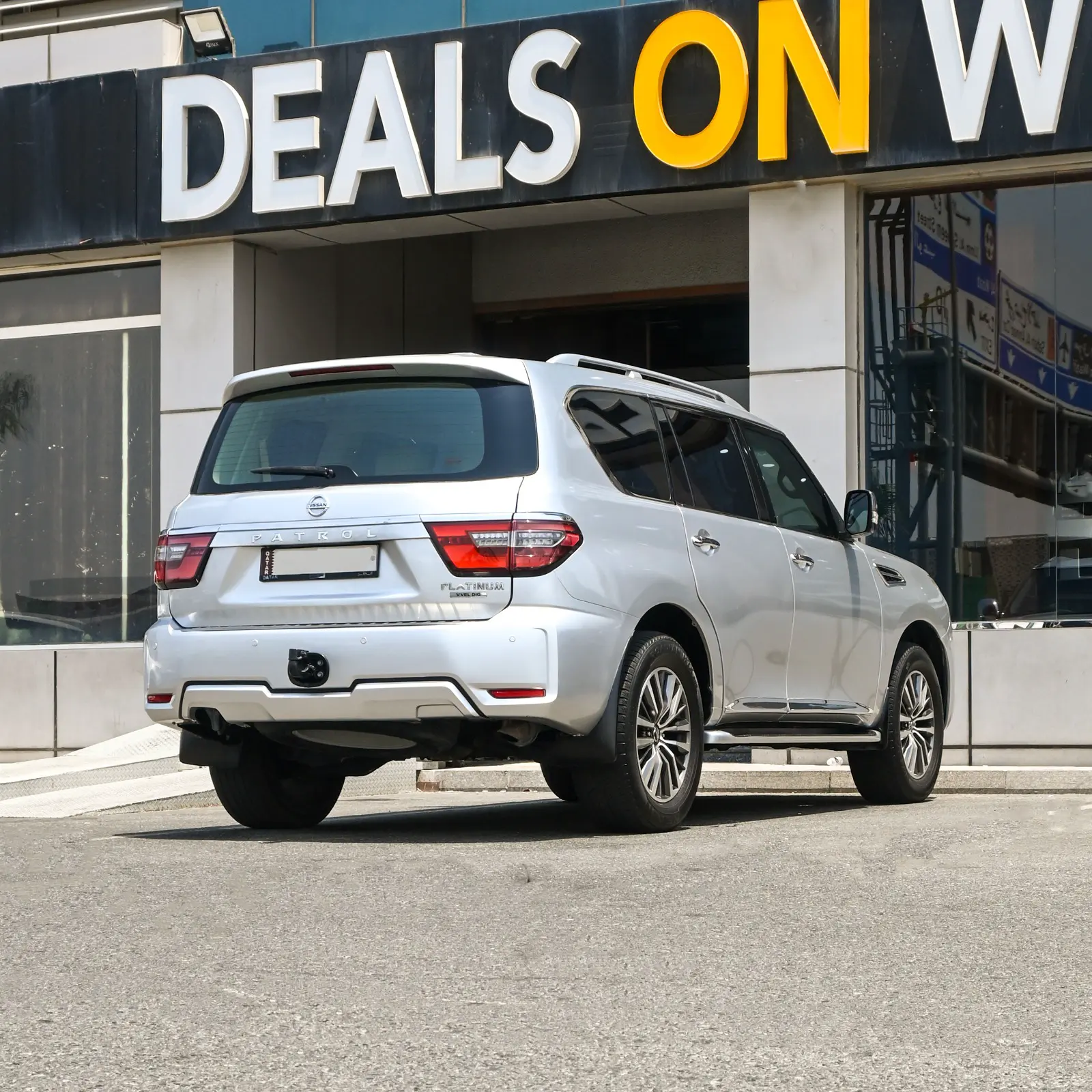 Nissan Patrol 2011 — photo 3 for sale in Qatar