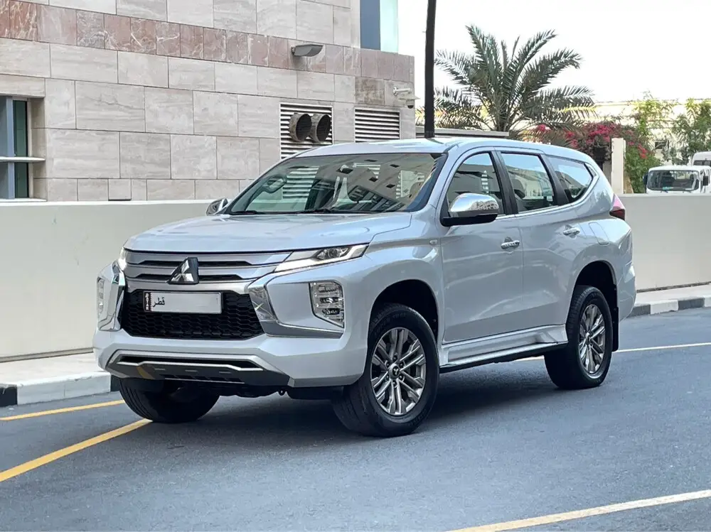 Mitsubishi Montero Sports 2020