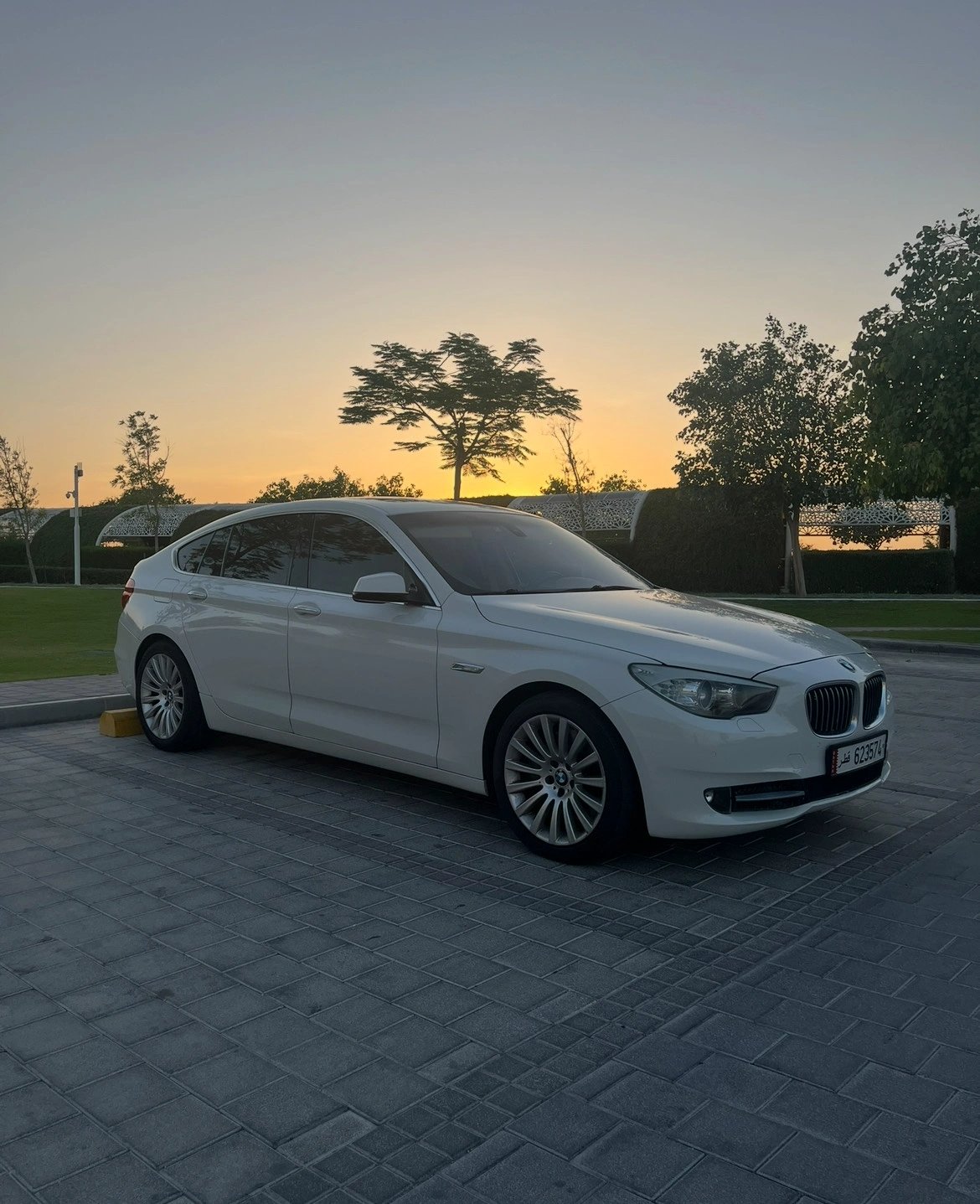 BMW 550i BMW 550i GT 2011