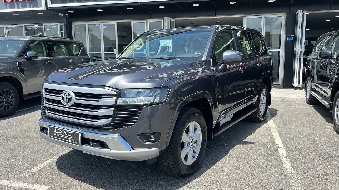 Toyota Land Cruiser GXR 2025