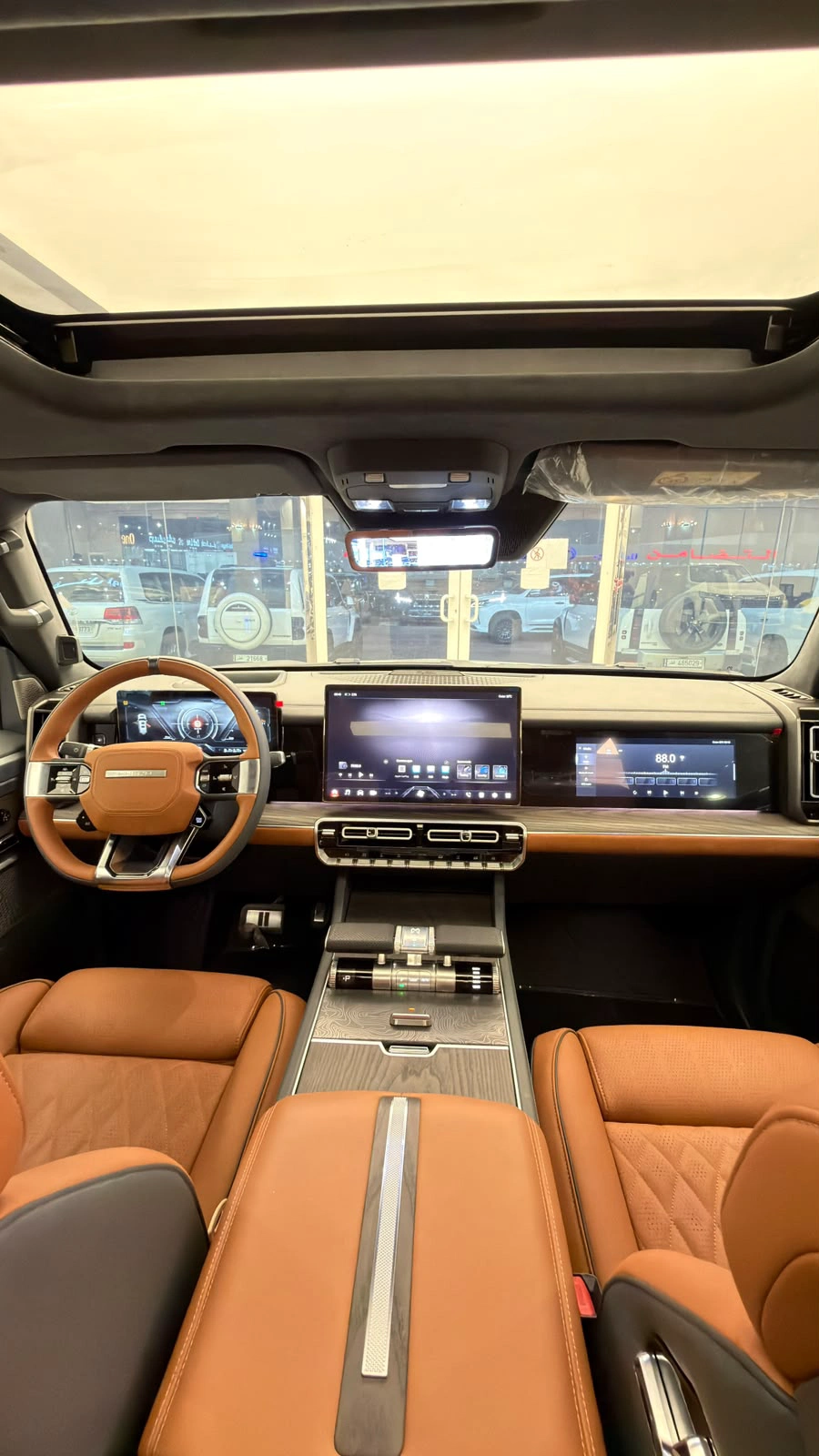 M HERO REV 2025 — photo 11 for sale in Qatar