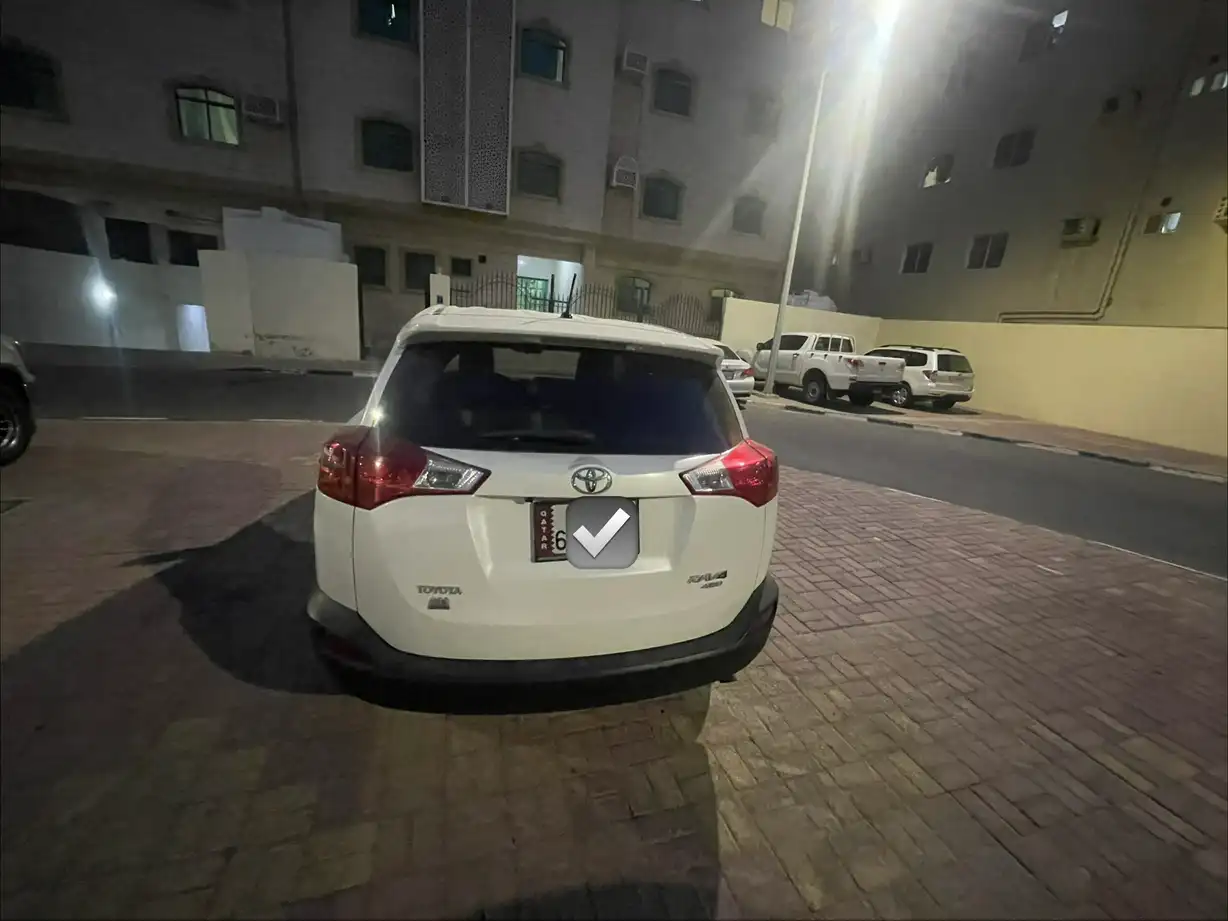 Toyota Rav 4 SUV 2015