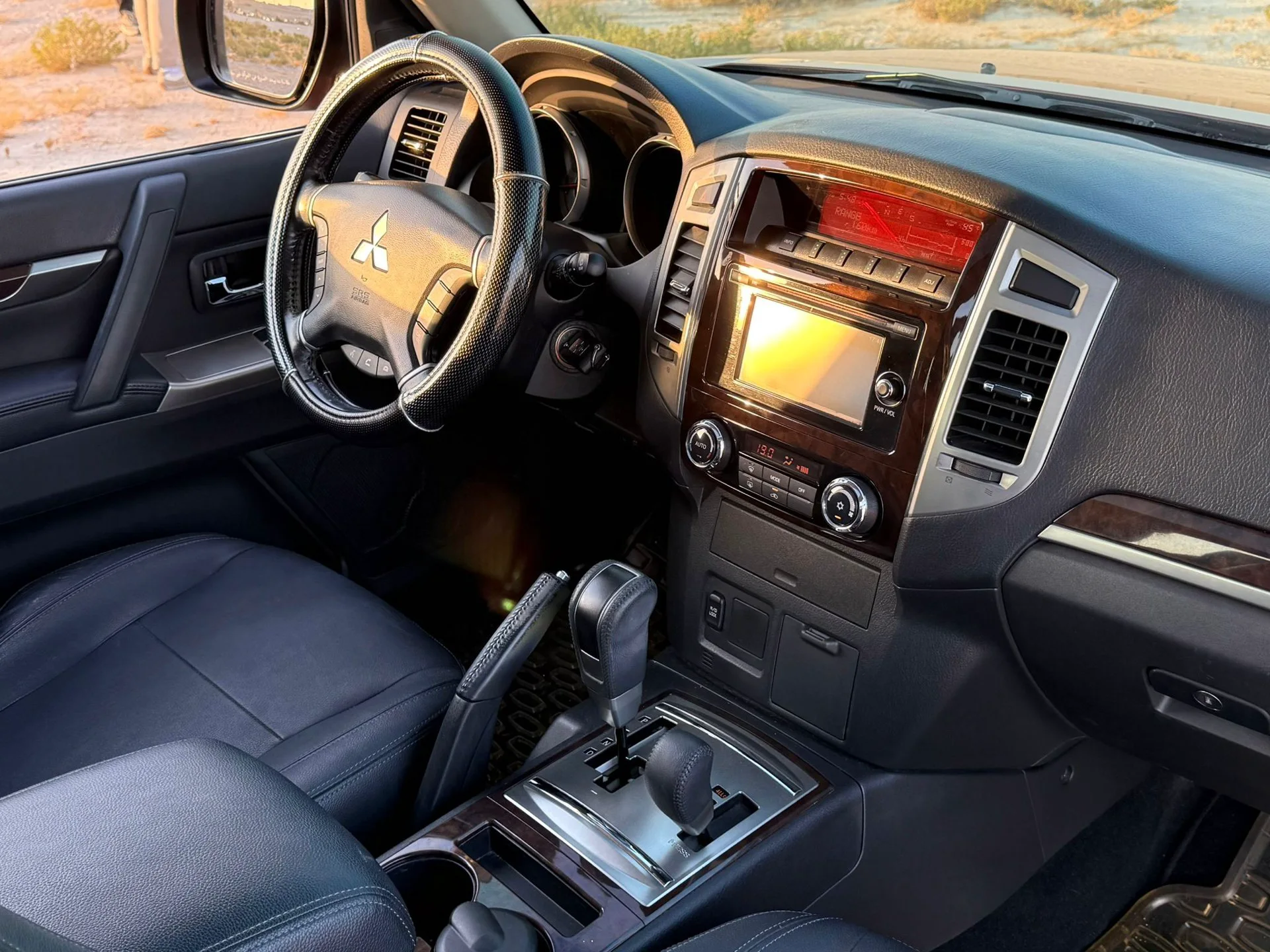 Mitsubishi Pajero 2016 — photo 10 for sale in Qatar