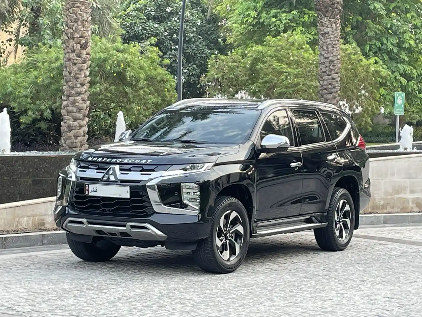 Mitsubishi Montero Sports 2024