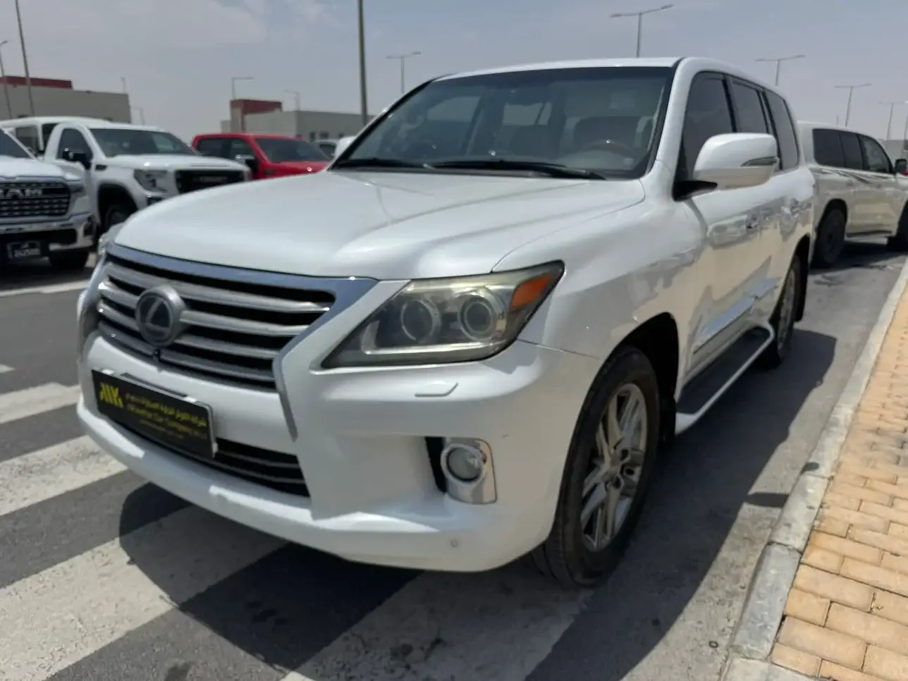 Lexus LX 570 2013