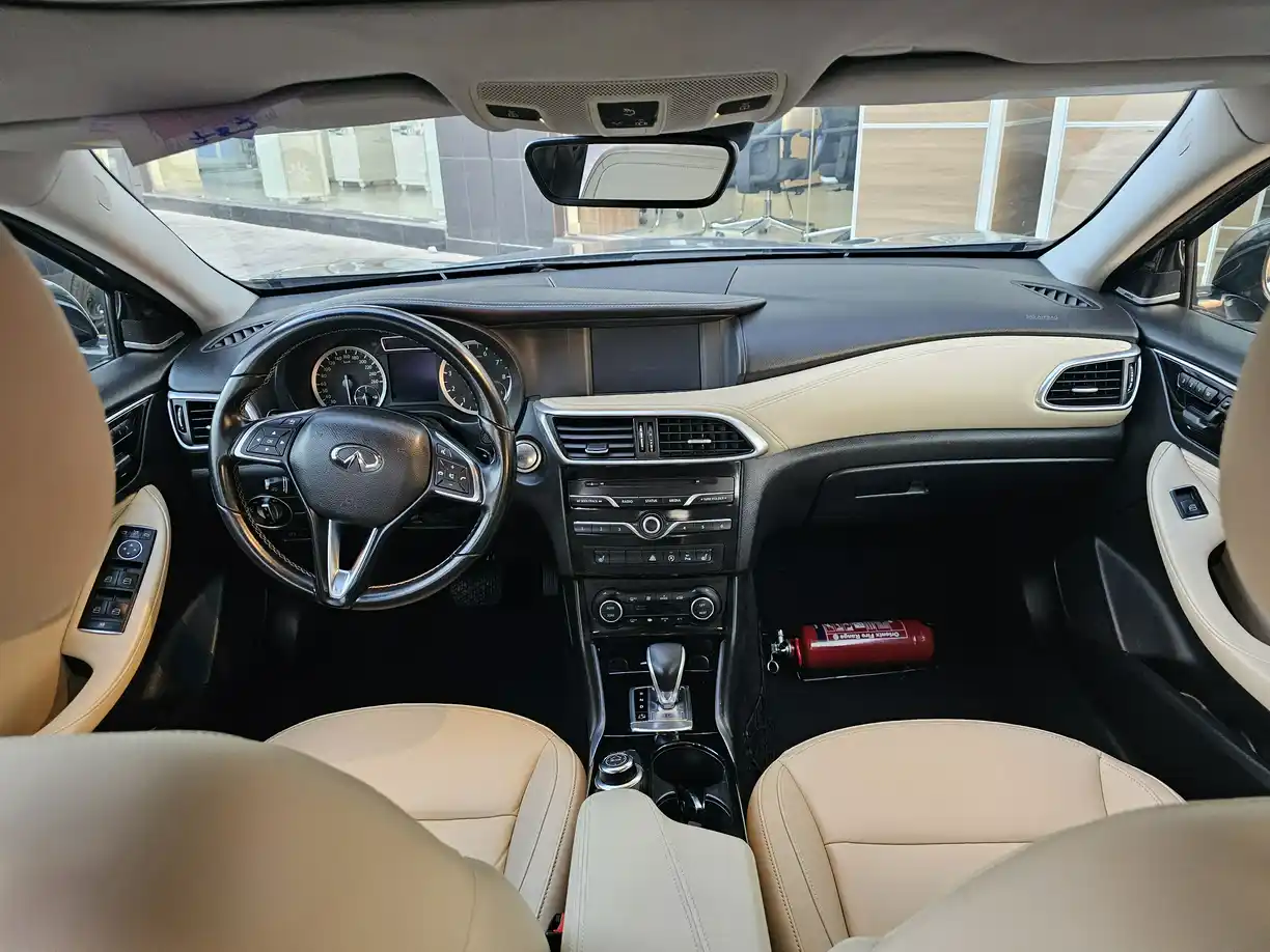 Infinity Q30 Premium tech 2.0 2018