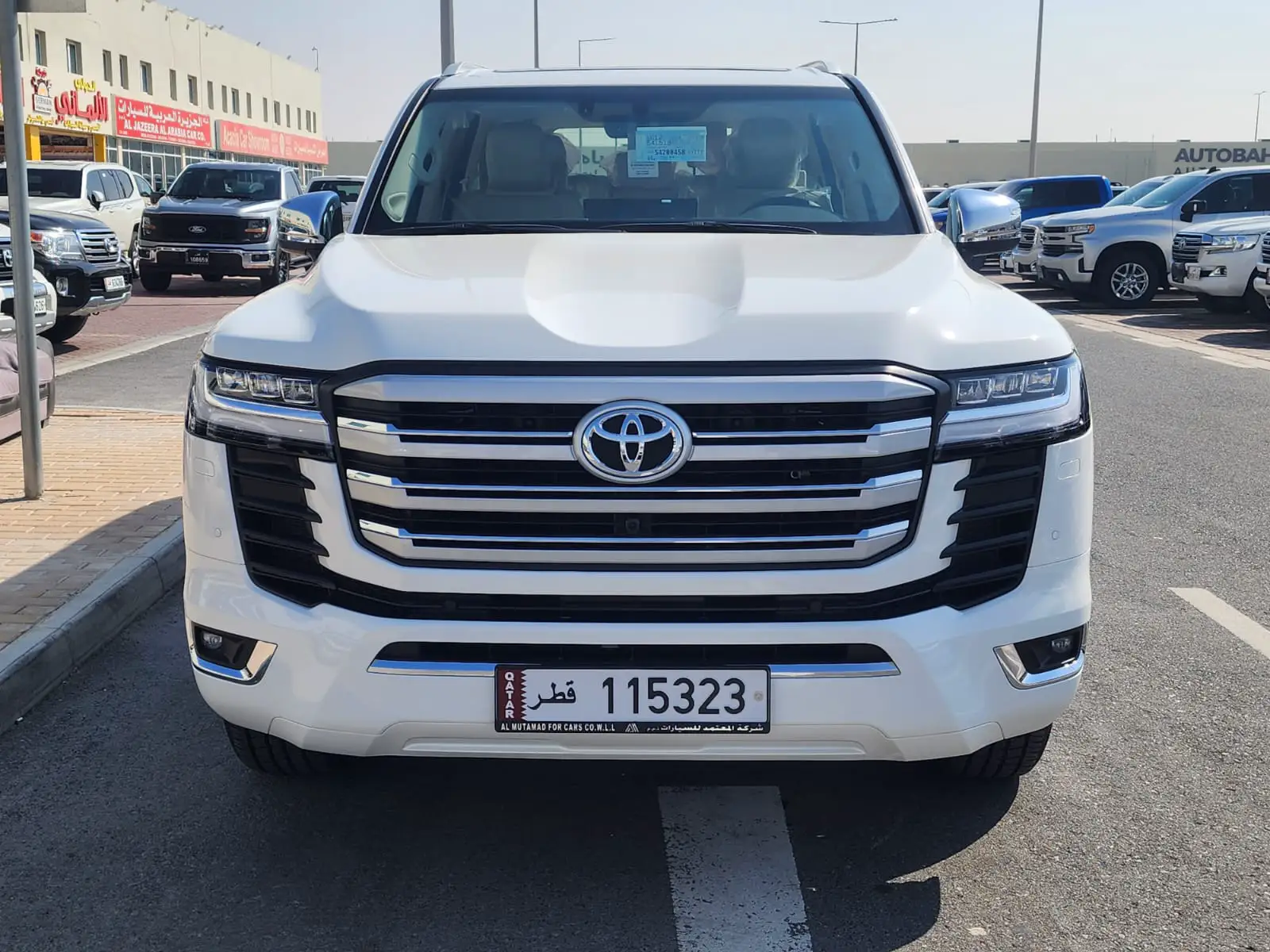 Toyota Land Cruiser VX 2025