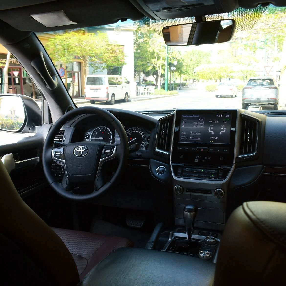 Toyota Land Cruiser VXR 2020 — photo 6 for sale in Qatar