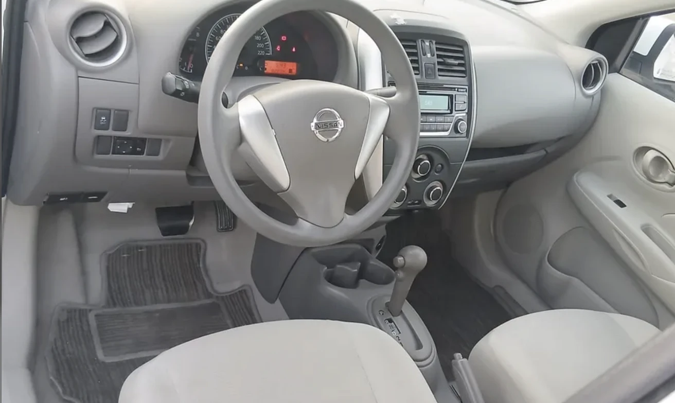 Nissan Sunny 2023