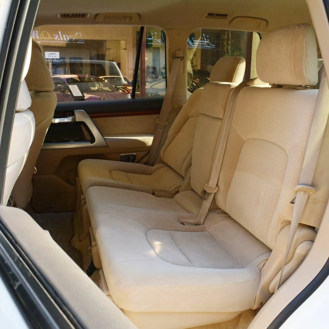 Toyota Land Cruiser VXR 2014 — photo 10 for sale in Qatar