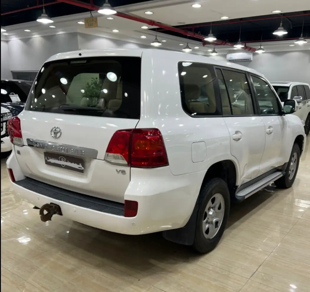 Toyota Land Cruiser G ستاندر  2015