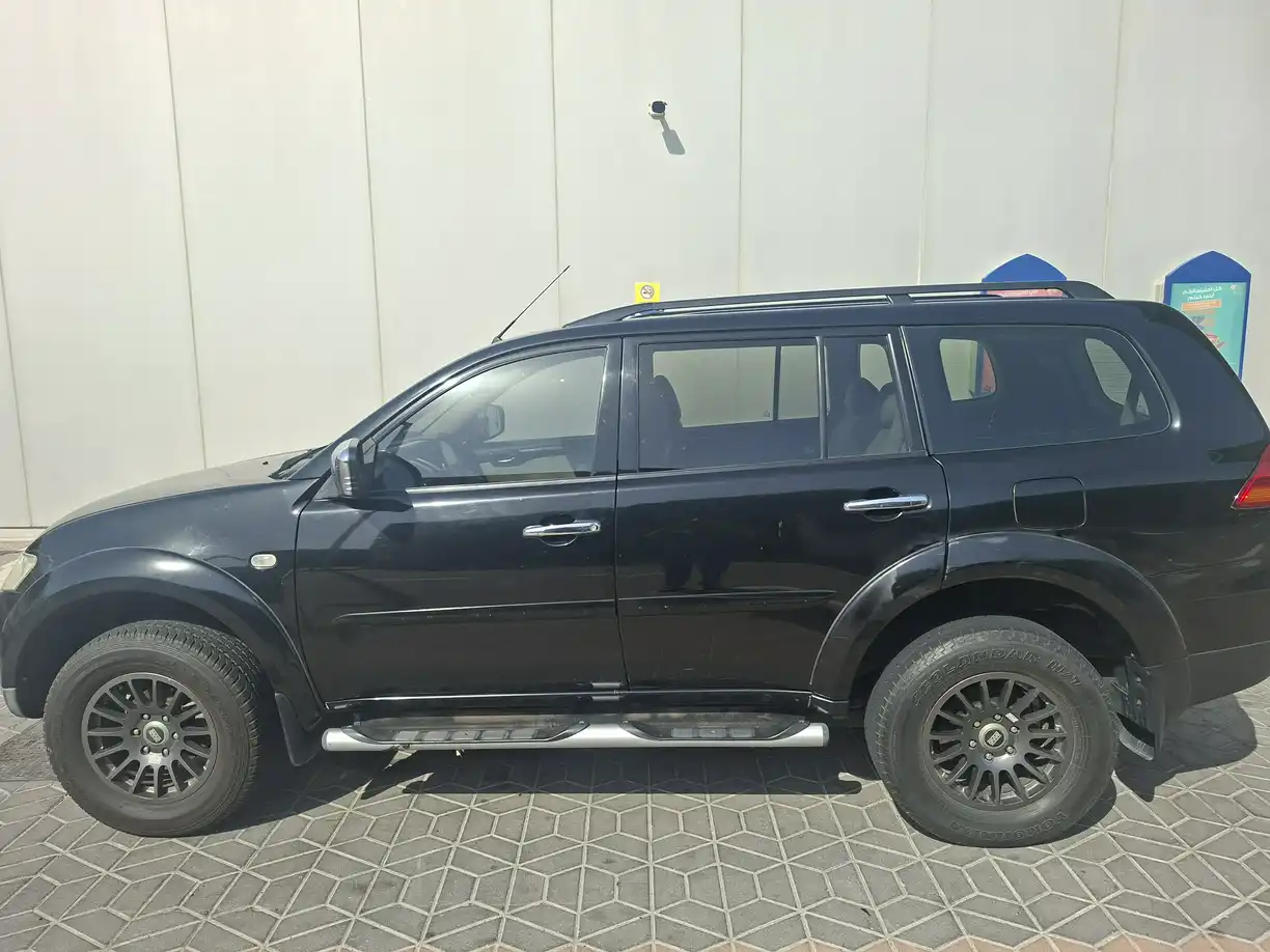 Mitsubishi Pajero 2010