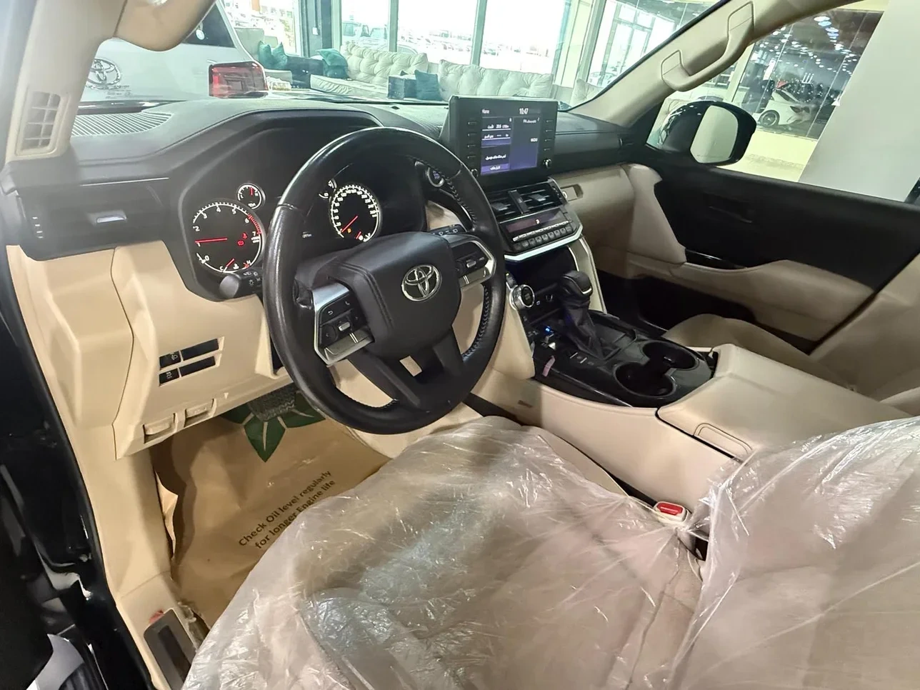 Toyota Land Cruiser GXR 2023 — photo 3 for sale in Qatar