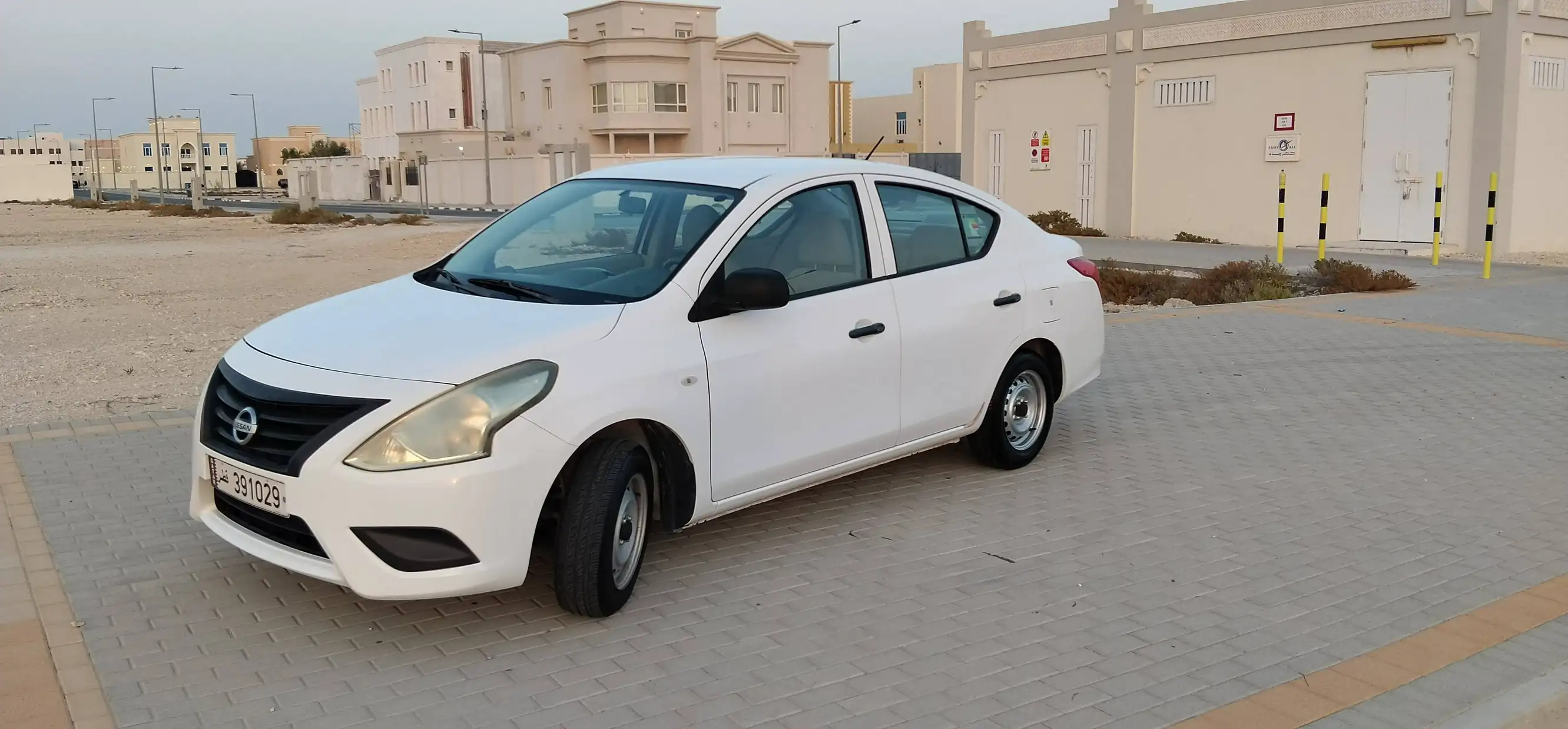 Nissan Sunny 2020
