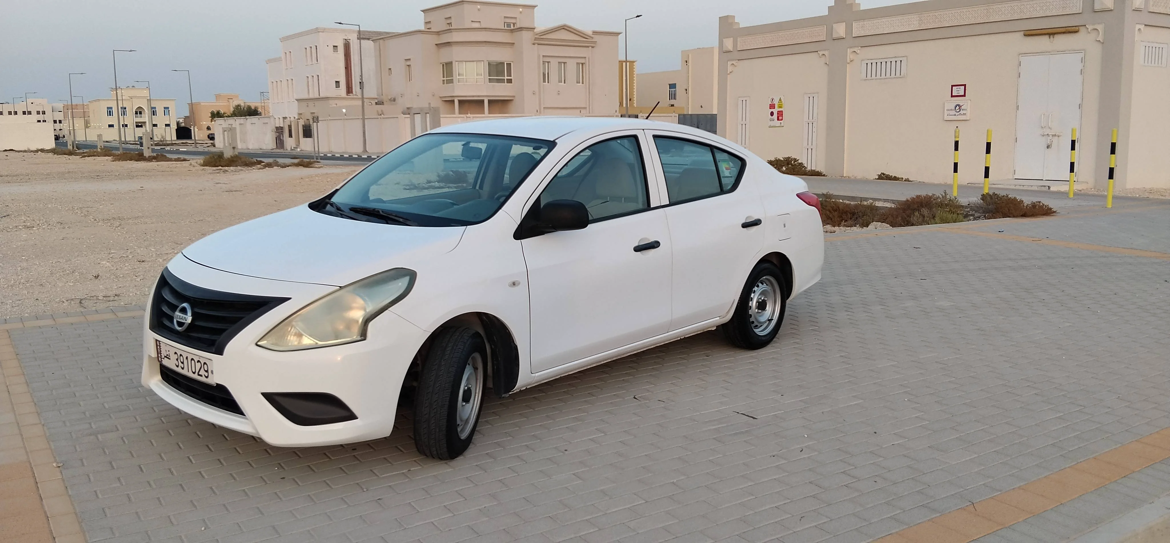 Nissan Sunny 2020