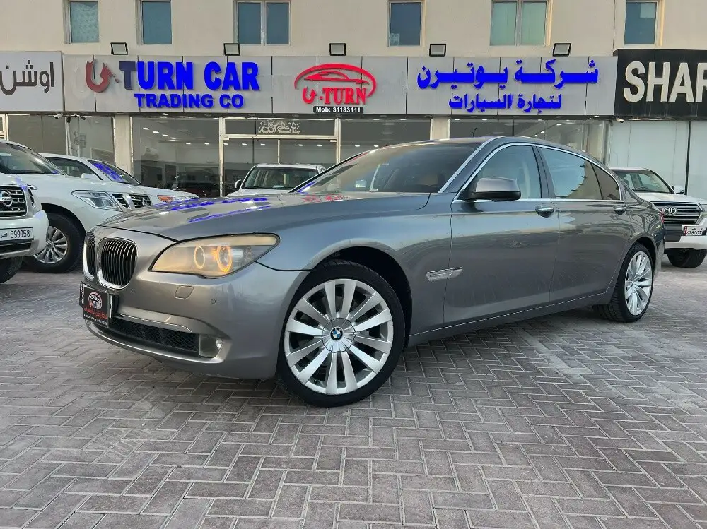 BMW 740Li 2011