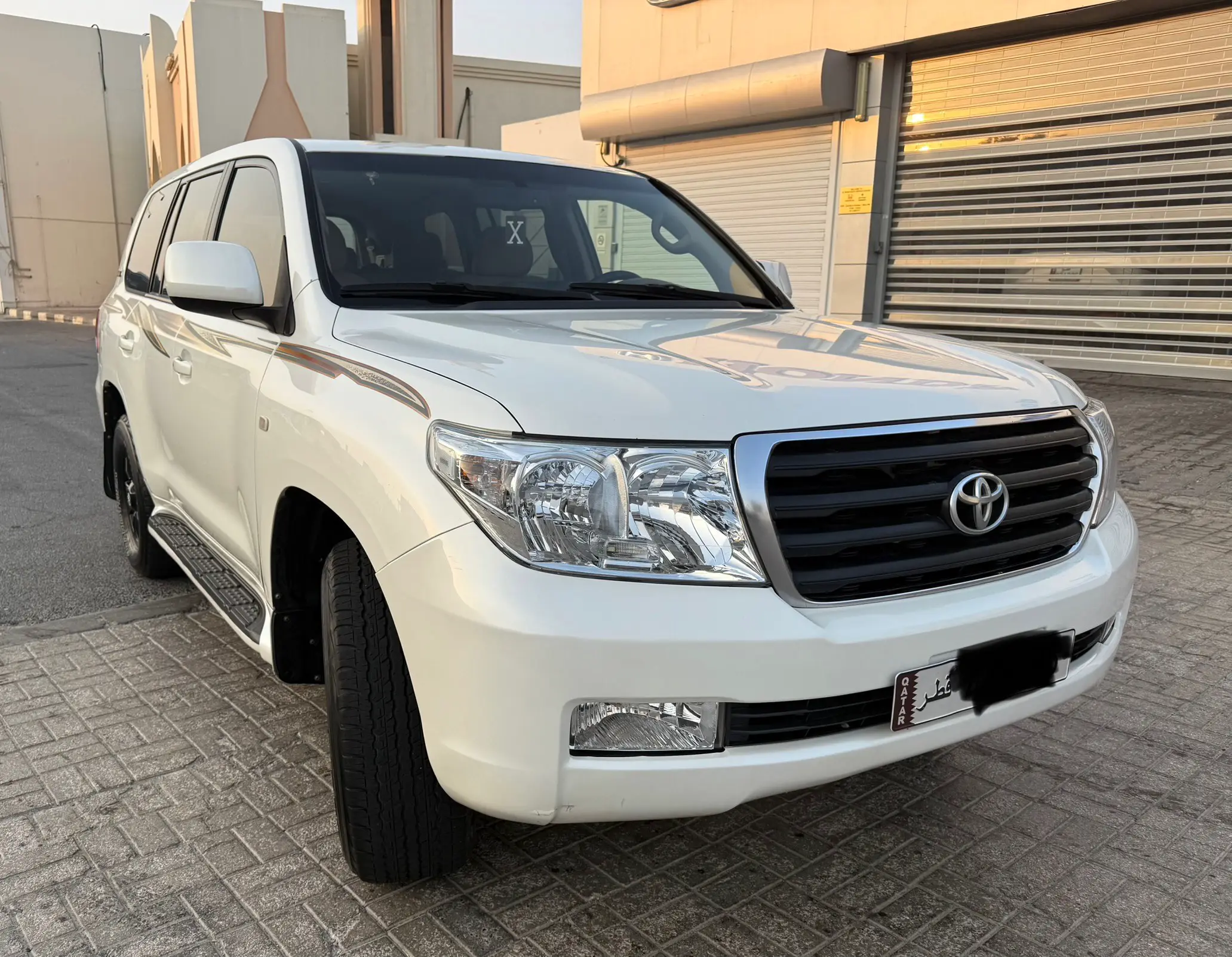 Toyota Land Cruiser GXR 2011