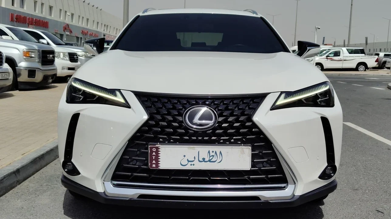 Lexus UX 2023