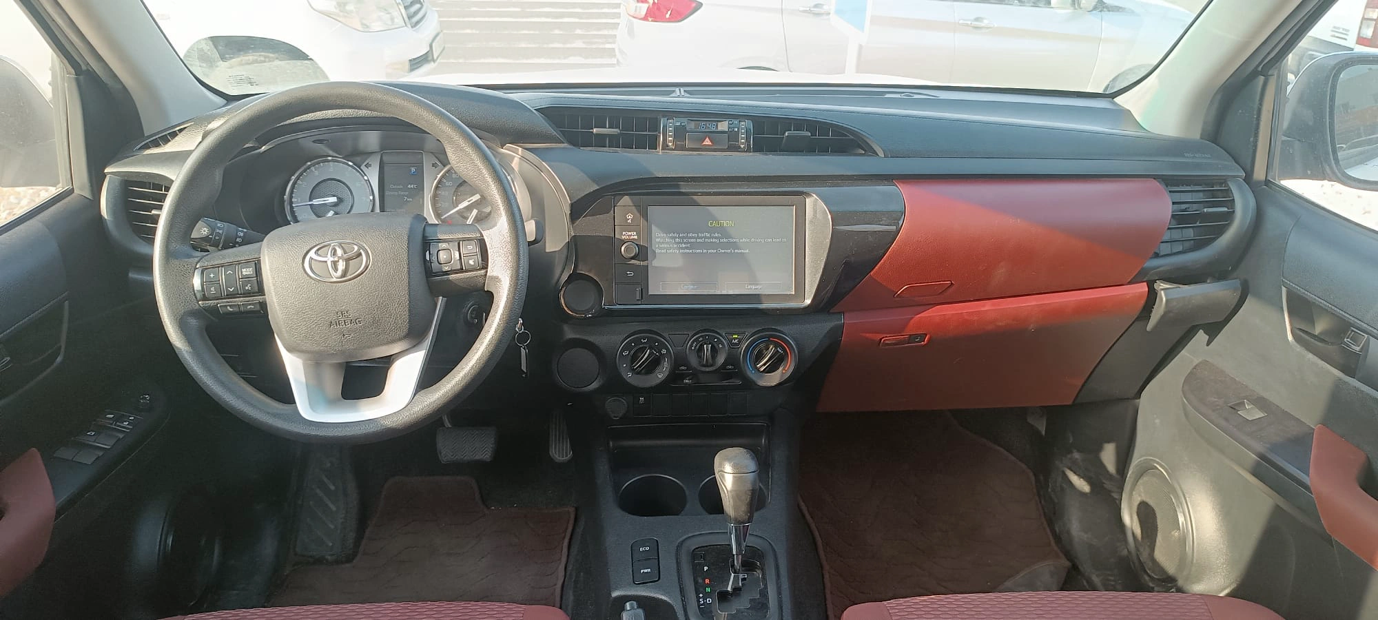 Toyota Hilux 2022 — photo 10 for sale in Qatar