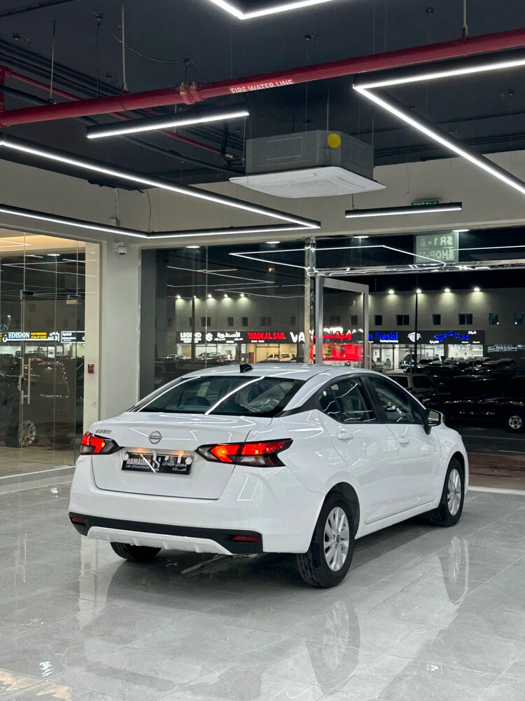 Nissan Sunny 2024