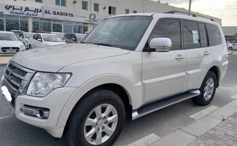 Mitsubishi Pajero 2020