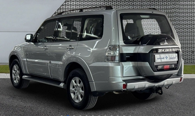 Mitsubishi Pajero 2022