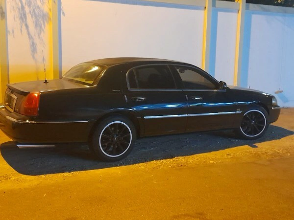 Lincoln Town Car 2005
