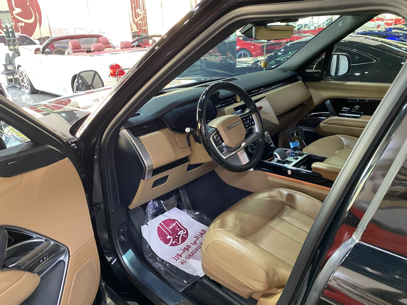 Range Rover Vogue 2024 — photo 6 for sale in Qatar