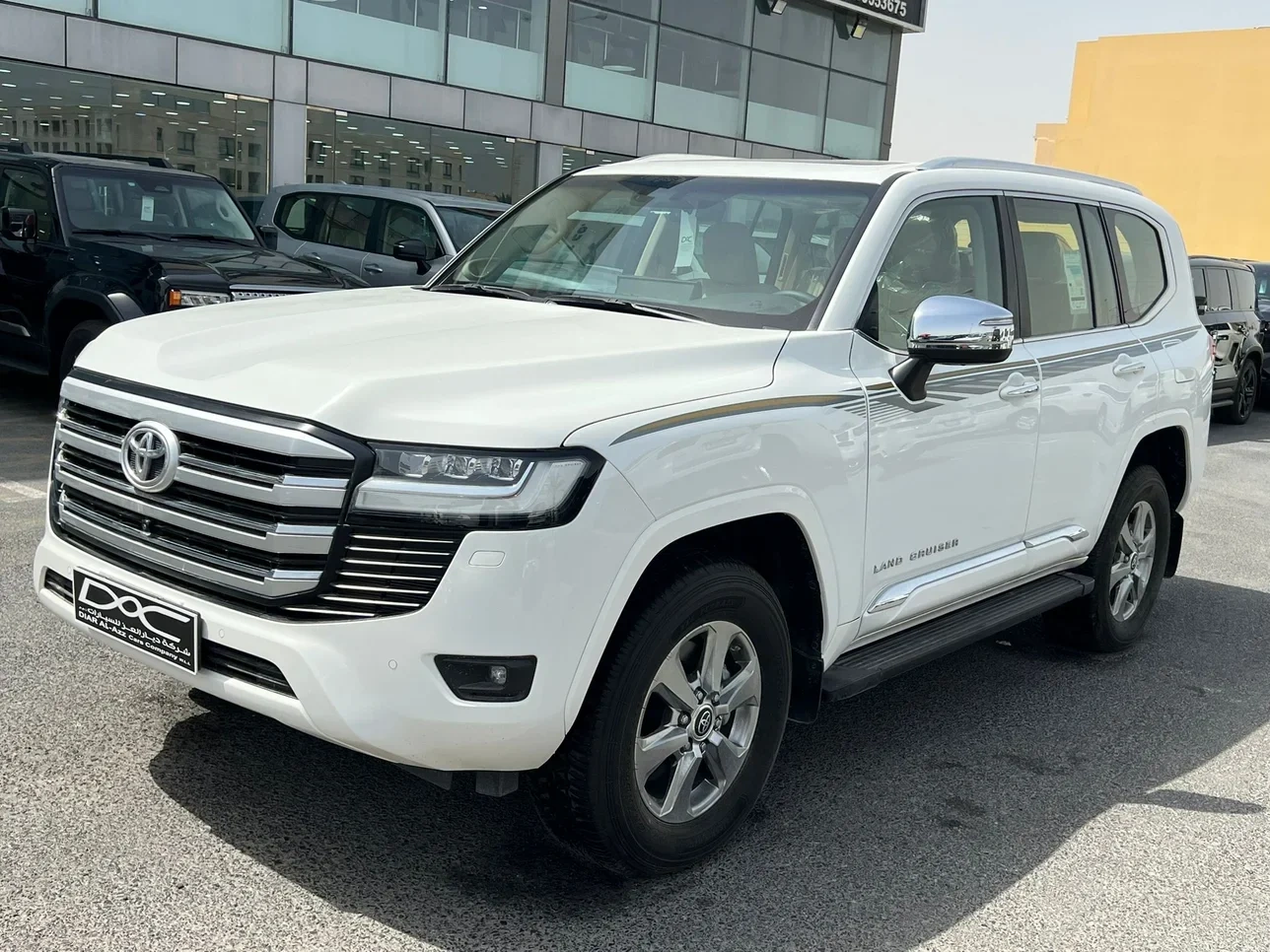 Toyota Land Cruiser VX 2023 — photo 3 for sale in Qatar