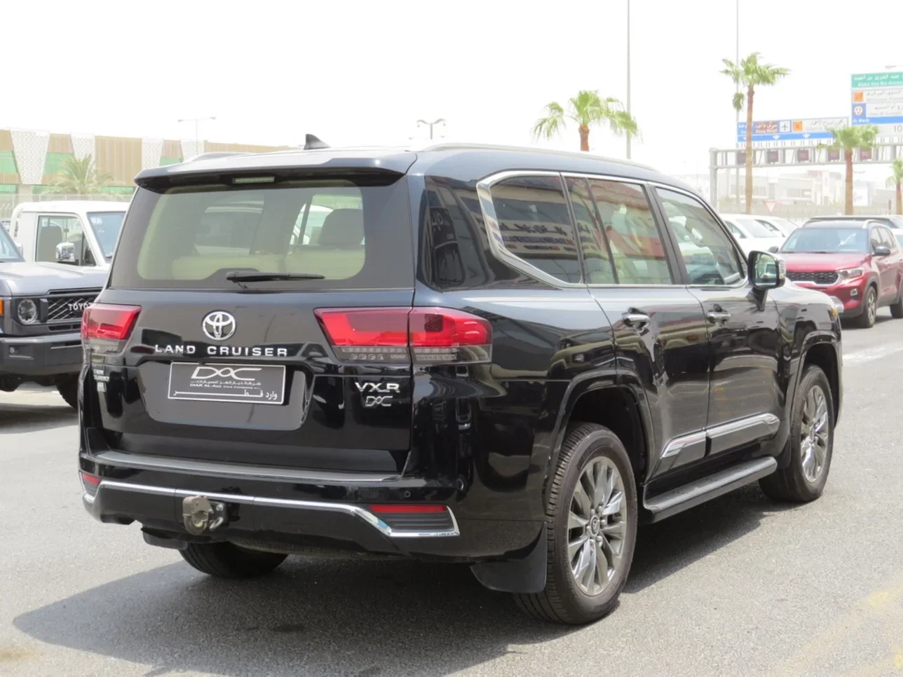 Toyota Land Cruiser VXR 2023