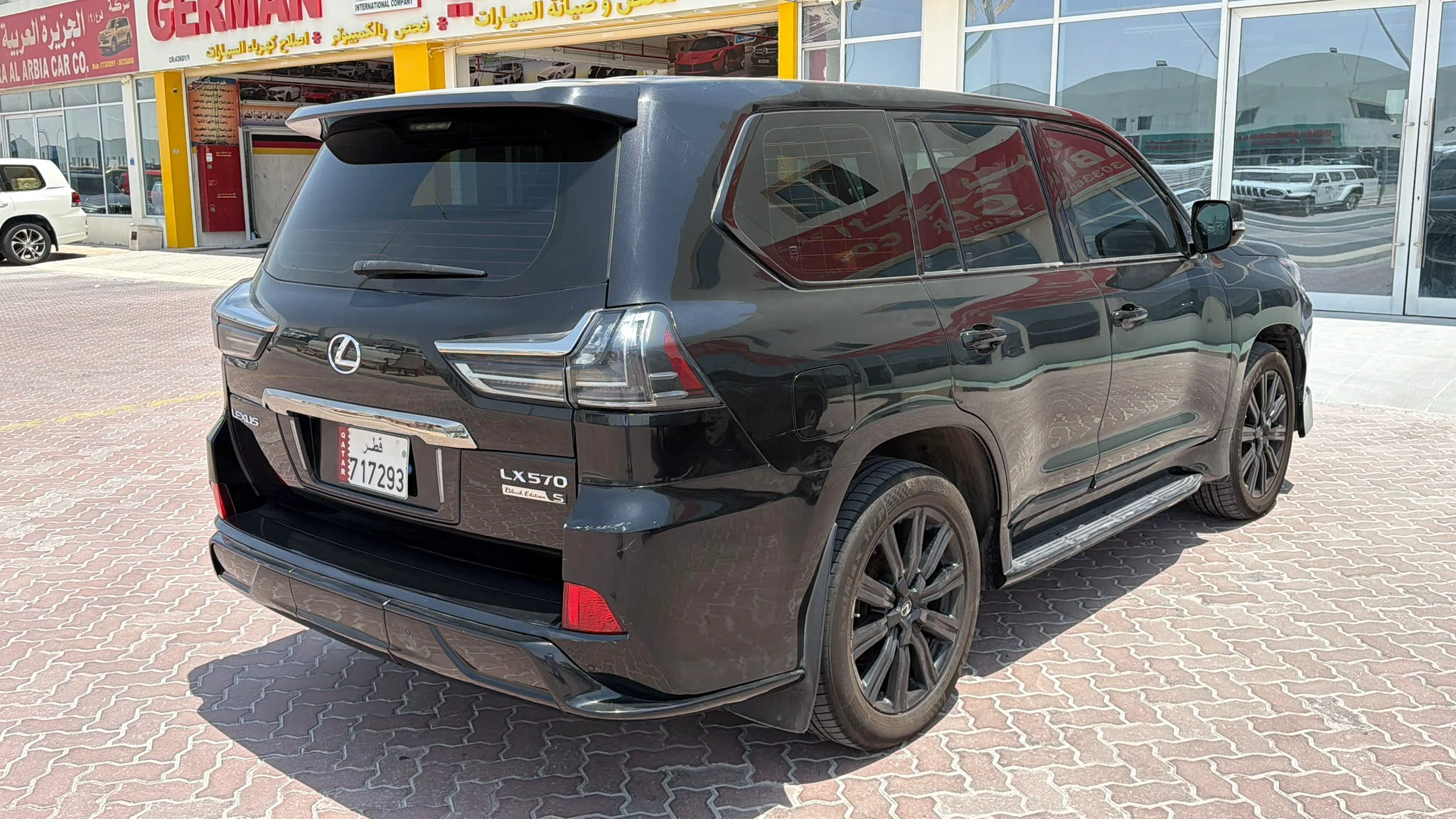 Lexus LX 570 2017 — photo 11 for sale in Qatar