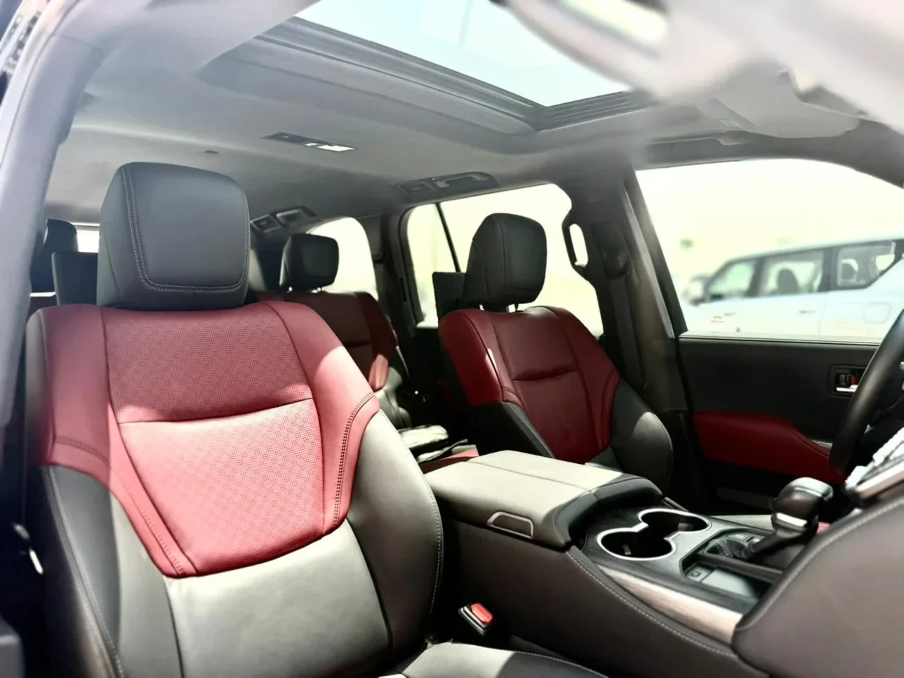 Toyota Land Cruiser VXR 2025 — photo 6 for sale in Qatar