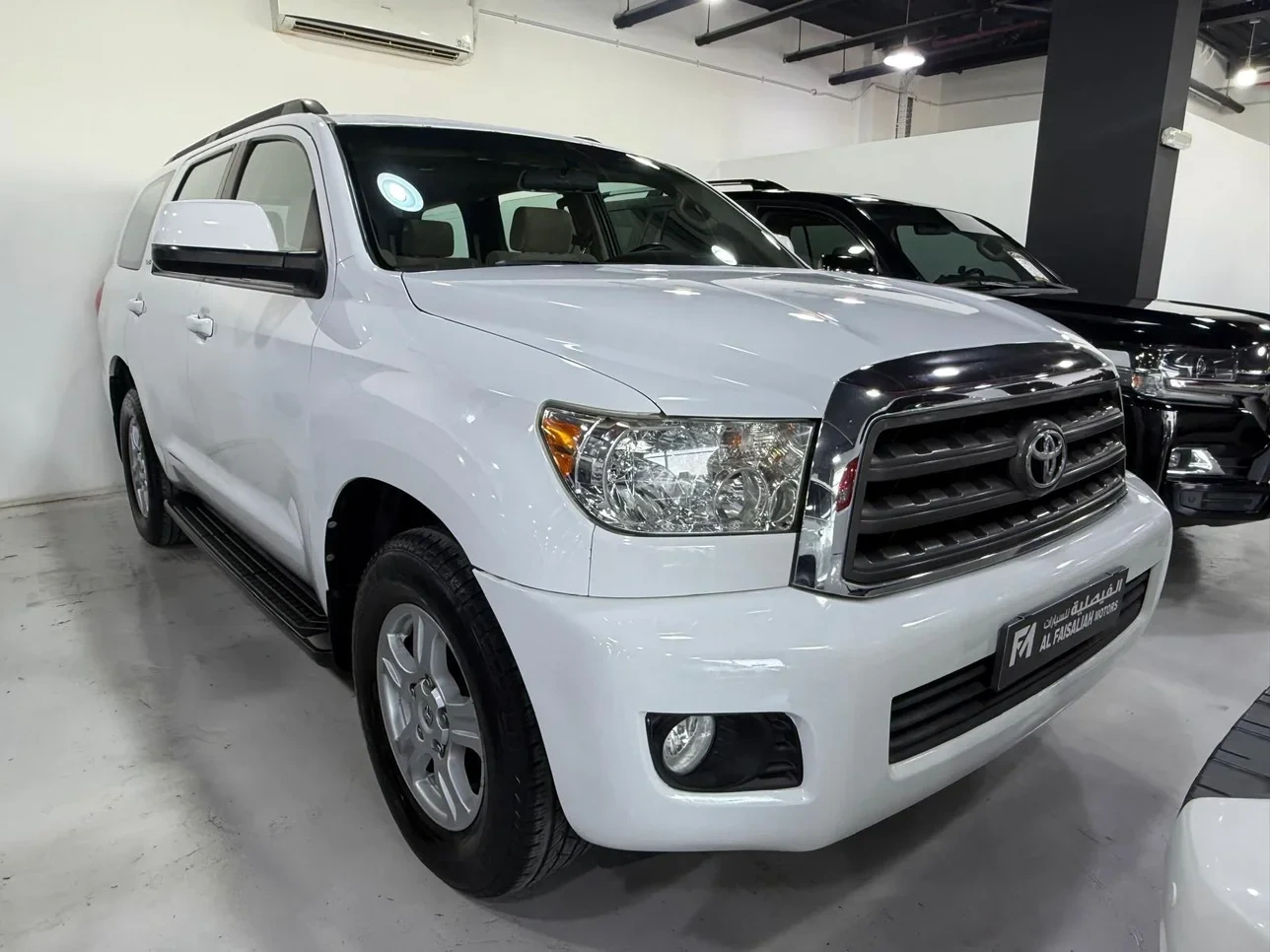 Toyota Sequoia 2013 — photo 1 for sale in Qatar