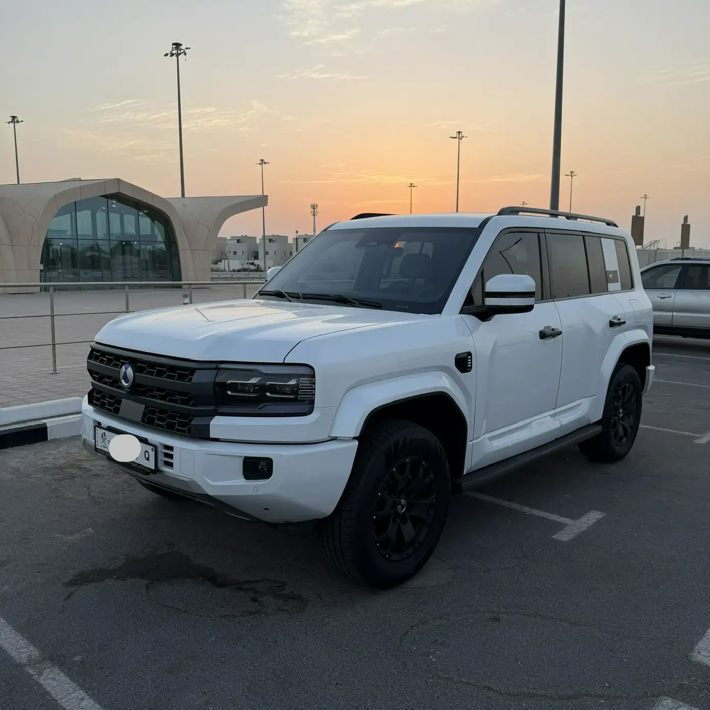 BYD DENZA B5 ديلوكس 2027