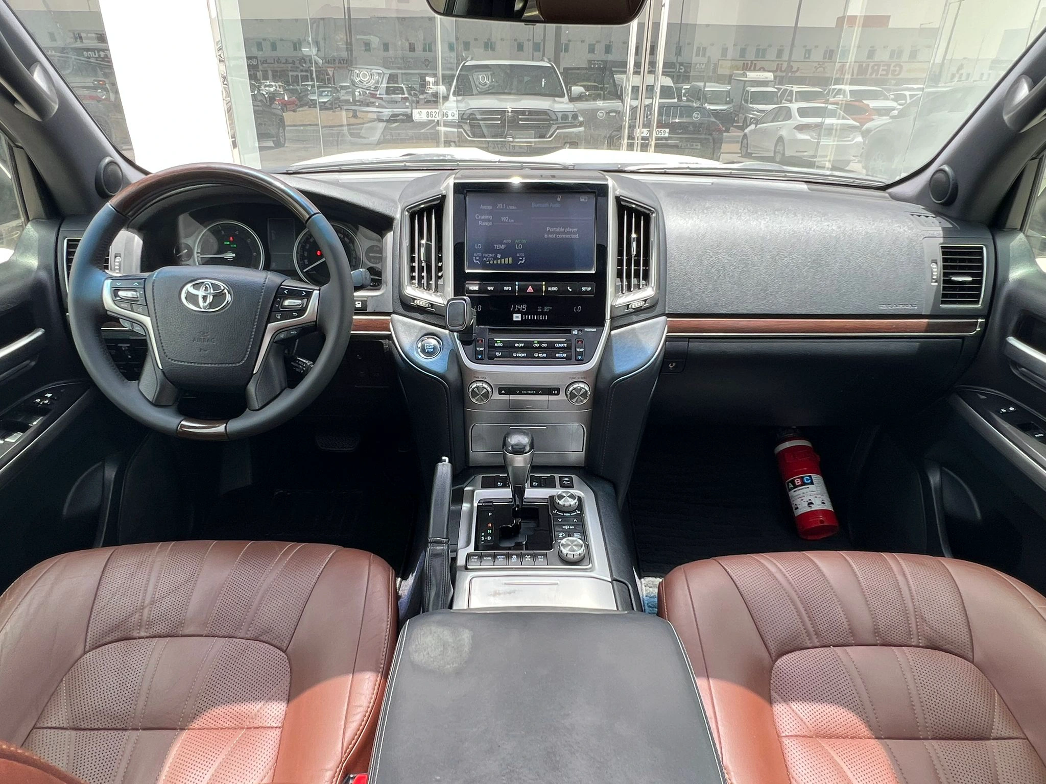 Lexus LX 2019 — photo 9 for sale in Qatar