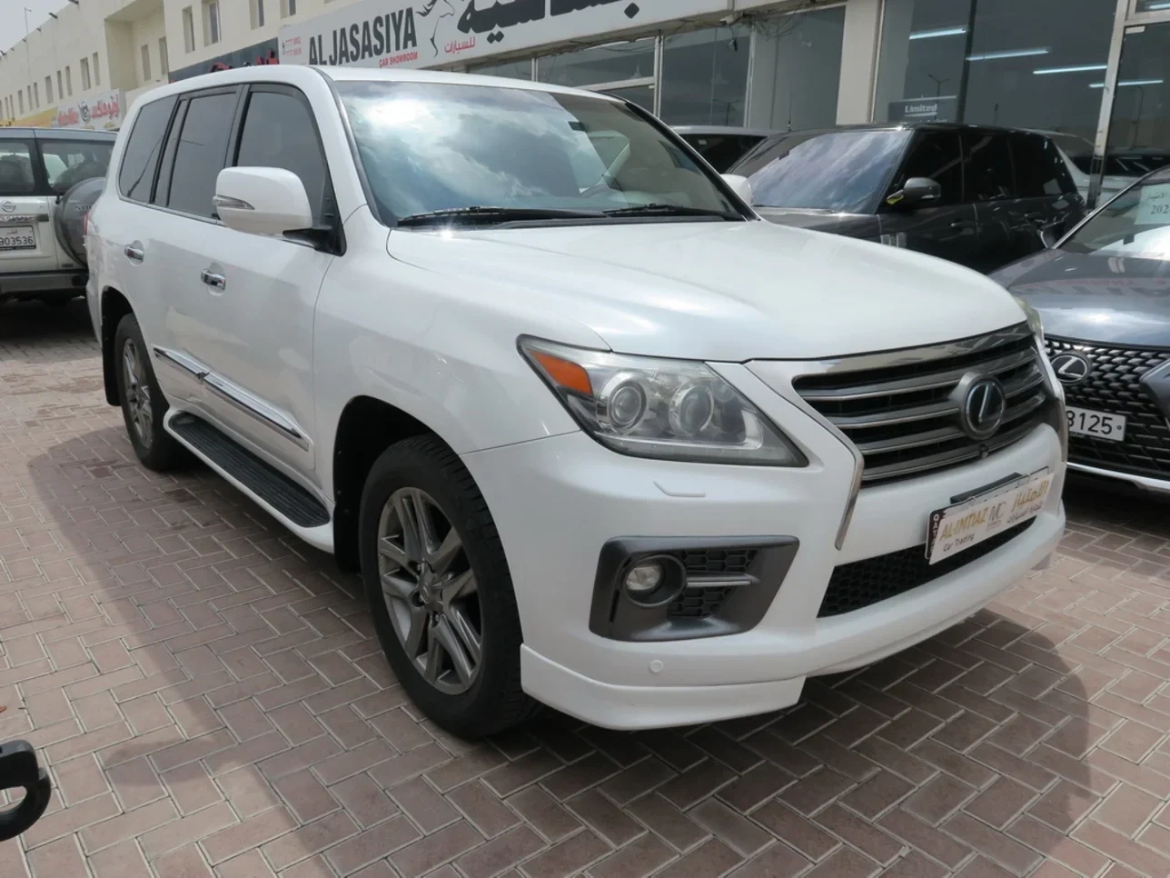 Lexus LX 2015