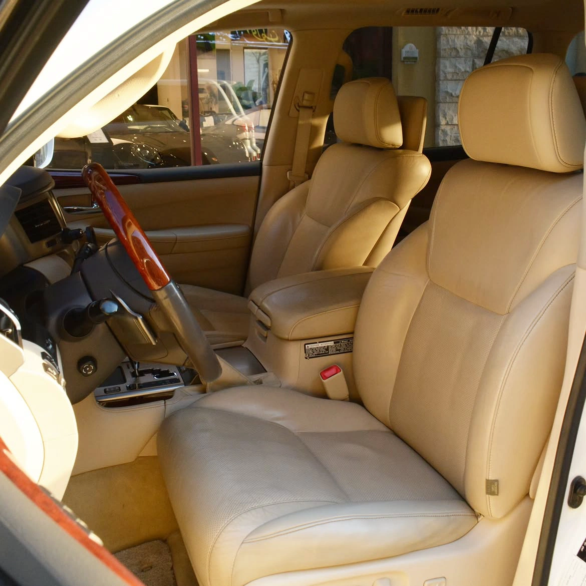 Lexus LX 570 2013 — photo 6 for sale in Qatar