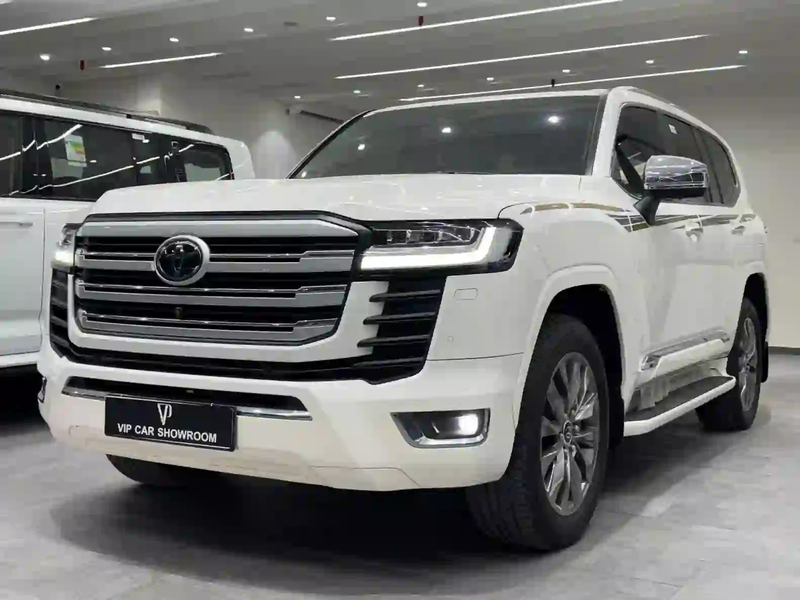 Toyota Land Cruiser VXR 2024