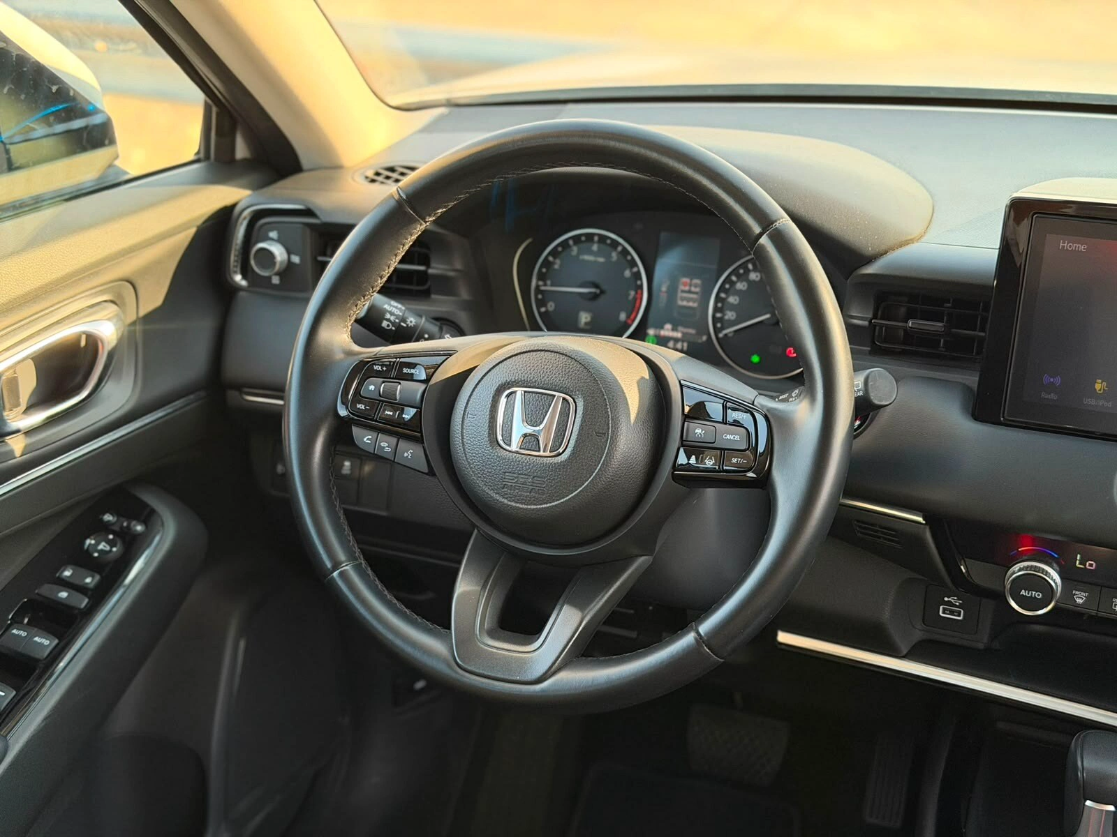 Honda HRV 2024 — photo 11 for sale in Qatar